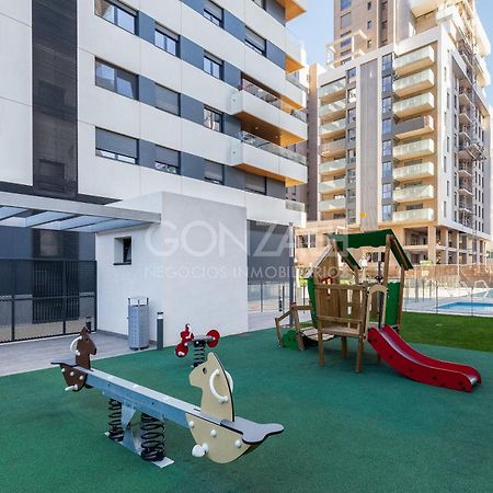 バレンシアExclusivo Loft Duplex Roig Arena - Piscina - Vlcアパートメント エクステリア 写真