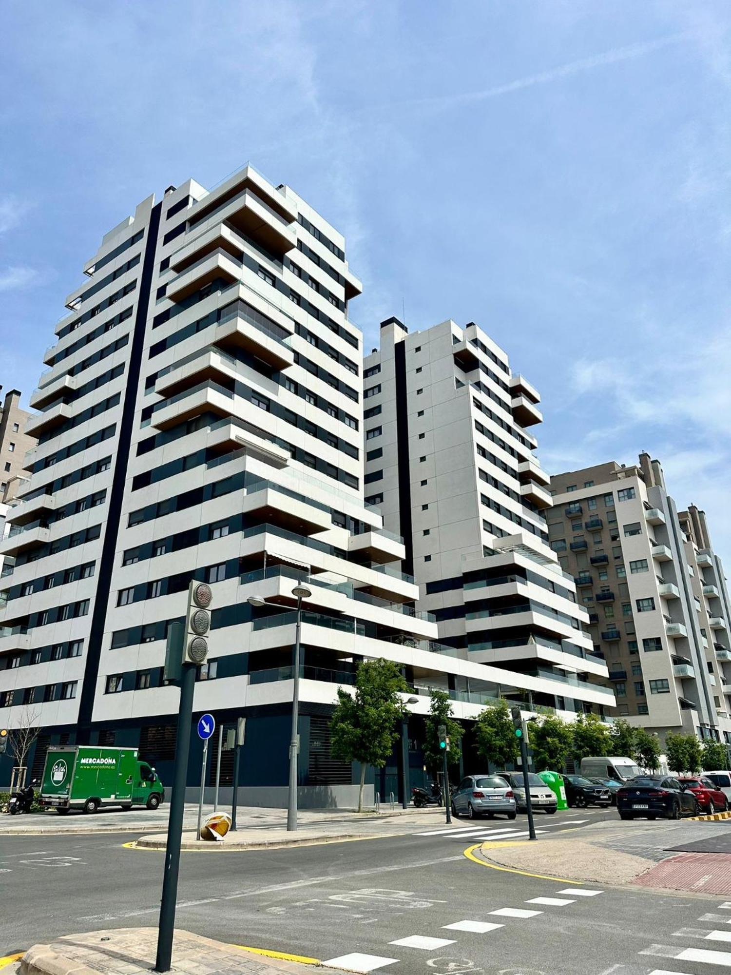 バレンシアExclusivo Loft Duplex Roig Arena - Piscina - Vlcアパートメント エクステリア 写真